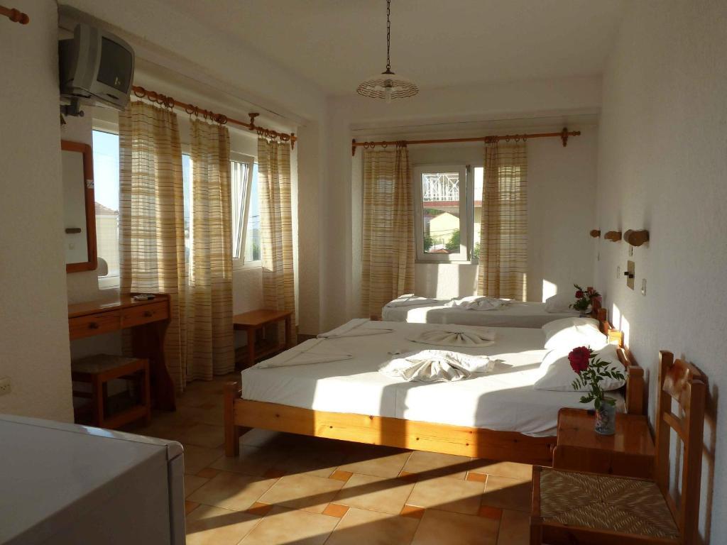 Paris Beach Hotel Iräon Habitación foto