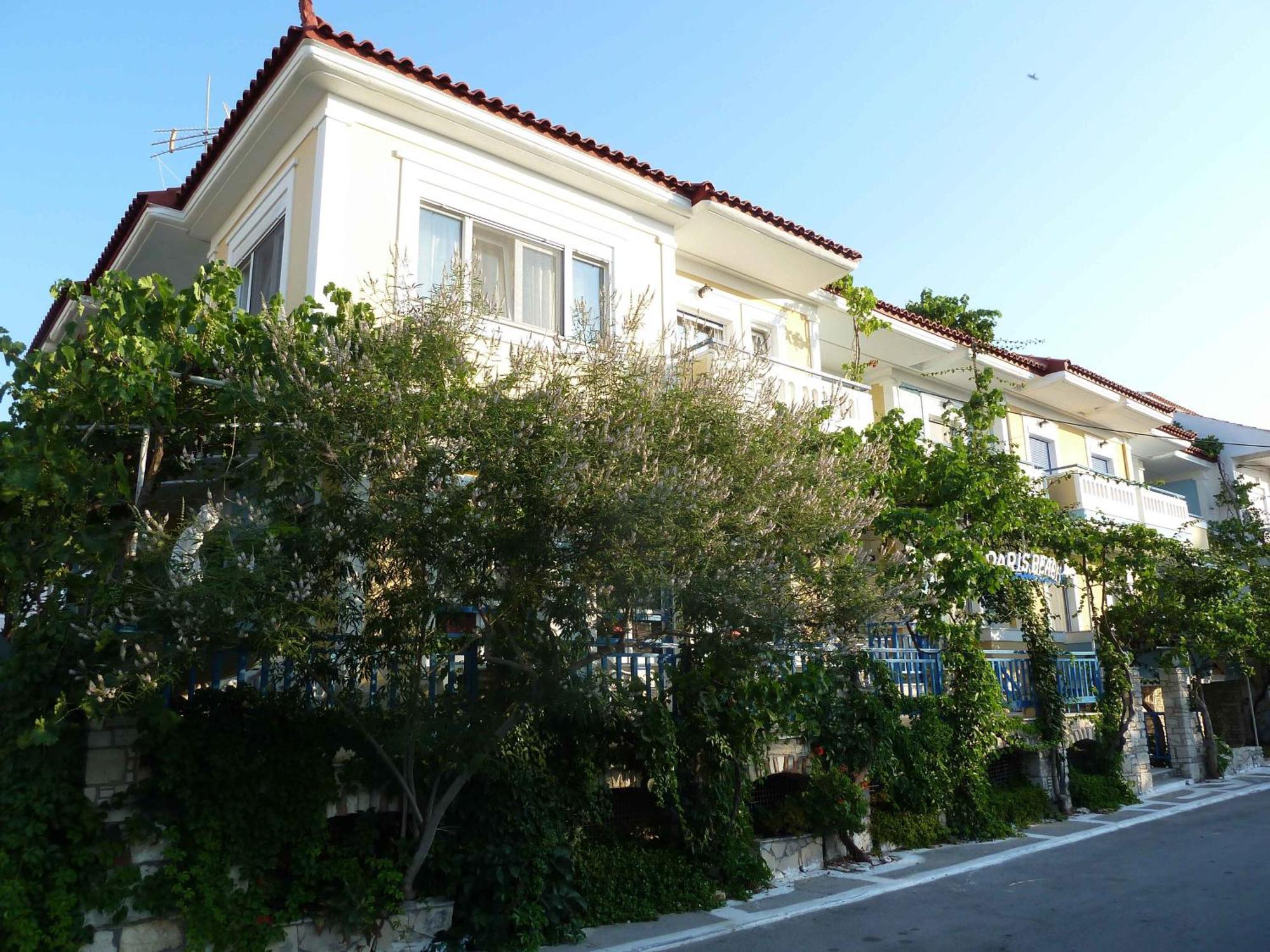 Paris Beach Hotel Iräon Exterior foto